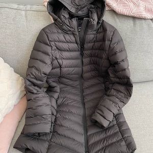 Patagonia Womens Silent Down Parka Black M